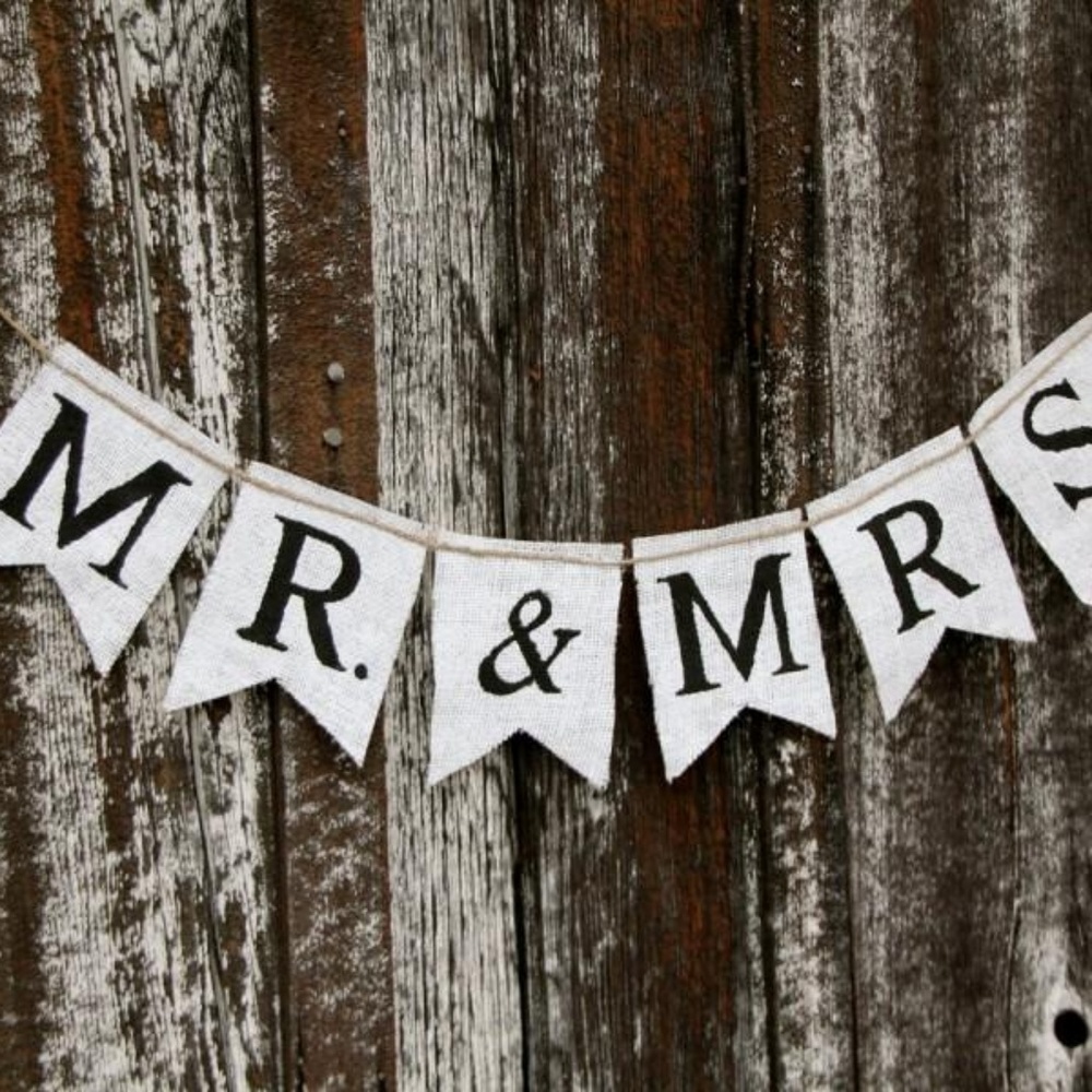 Mr & Mrs Burlap Banner